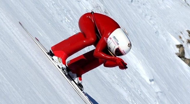 Světový rekord v rychlostním lyžování - 254,958 km/h