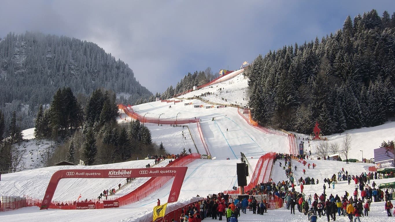 Hahnenkamm. Sjezdařský svátek, který stojí za to vidět