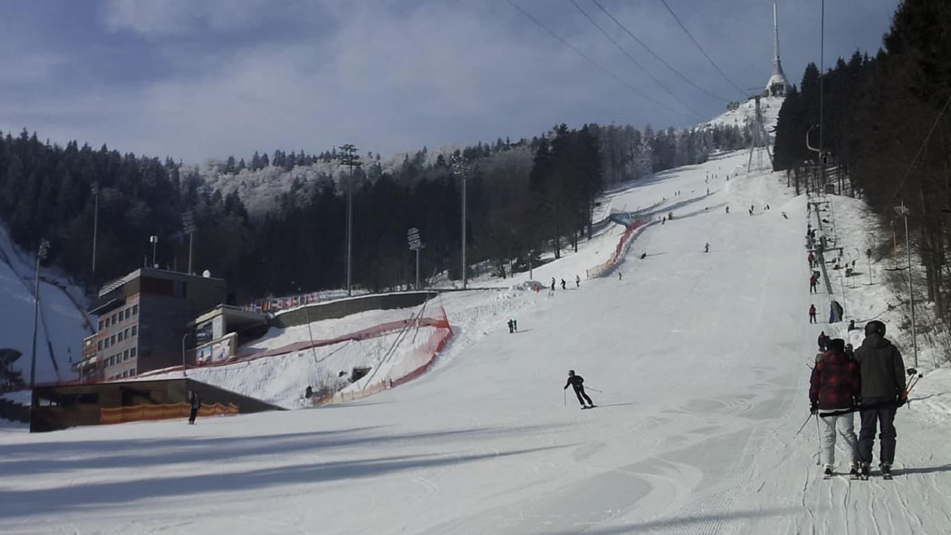 Skiareál Ještěd provozuje nově od této zimy společnost TMR