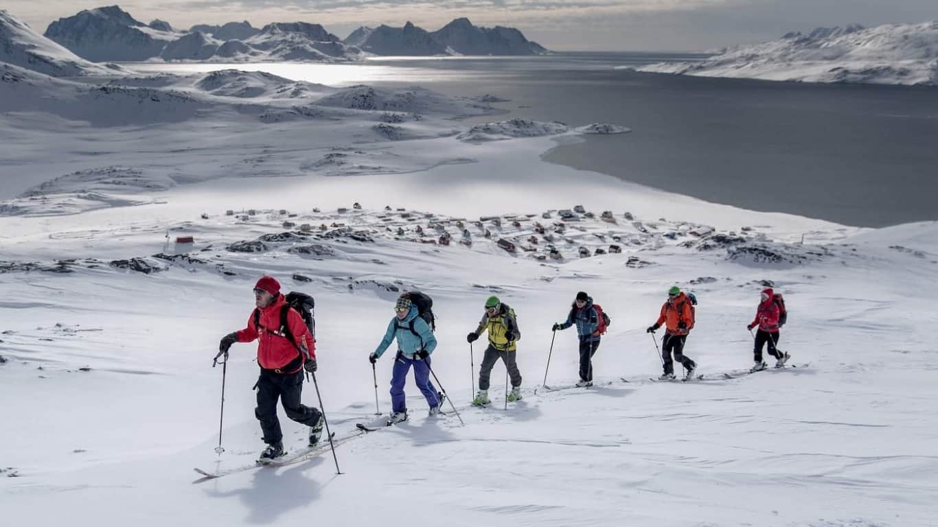 Lyžování v Grónsku. Plovoucí ledovce a eskymácké osady