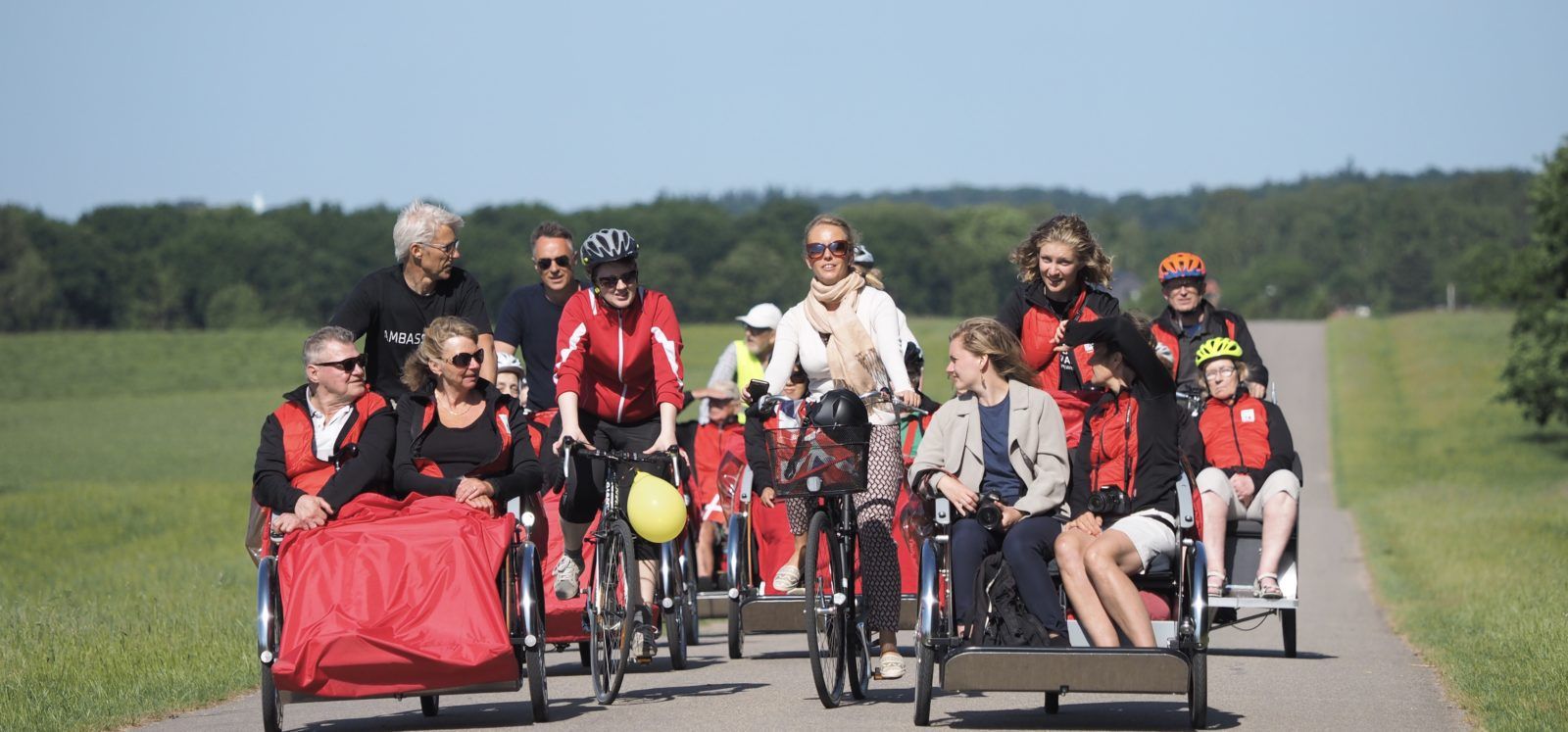 Za 17 dní zdolal na kole 3945 km, aby upozornil na projekt Cykloterapie