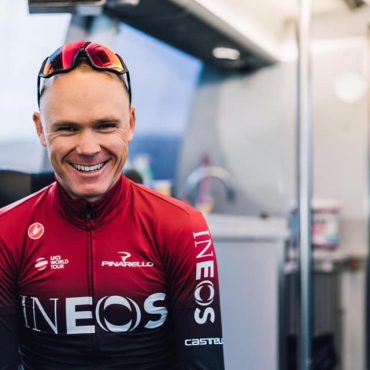 Froome podstoupil osmihodinovou operaci, je na intenzivní péči