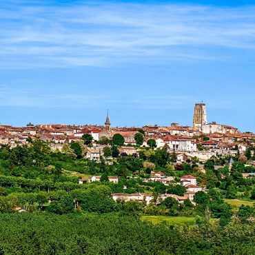Francouzský výlet na kole za starožitnostmi, gastronomií a armagnacem