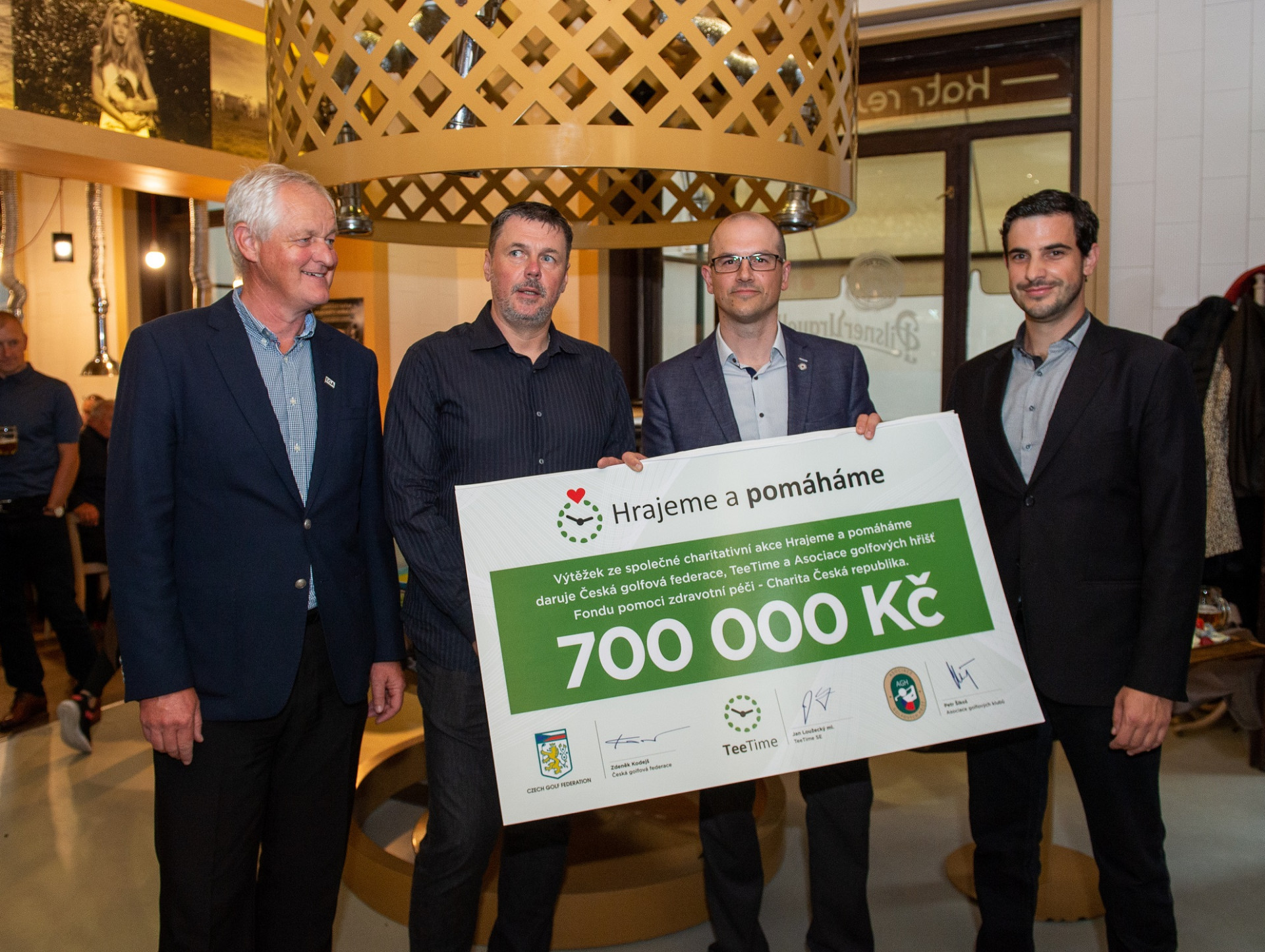 Golfový projekt „Hrajeme a pomáháme“ vynesl Charitě Česká republika 700 tisíc korun